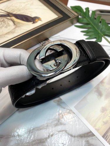 古驰：原单头层牛皮压G面，内衬头层小牛皮底.搭配原单扣.原单皮料定制，五金可随意搭配，配专柜全套包装，专柜宽度3.8
