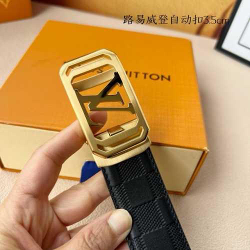 特 品牌：路易威登新款进口小牛皮，手感细腻柔软。搭配纯钢自动精品钢扣，宽度：3.5Cm
