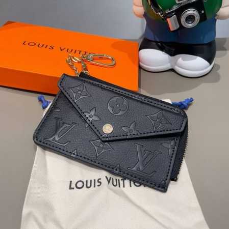 独家新品Lv经典老花卡包，包包挂饰 多功能零钱包钥匙扣，超纤材质 - 点击图像关闭