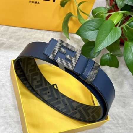 Fendi 芬迪 专柜同款 宽4.0Cm 双环正反用腰带 F按钉搭扣 兰色cuoio Romano皮革材质 反面面料带有烟草黄和黑色ff图案 黑色珐琅金属饰面 - 点击图像关闭