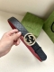 带宽3.8Cm Gucci 互扣式双G原单镶钻钢扣腰带，采用热压印技术的Gucci Signature皮革精制而成，触感厚实，印花图案清晰分明。五金厚度：6.0