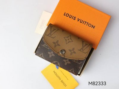 颜色 黄花尺寸 12X9Victorine 钱夹！拼合 Monogram 和 Monogram Reverse 帆布 以精巧信封式设计开启充裕空间 囊括钞票隔层