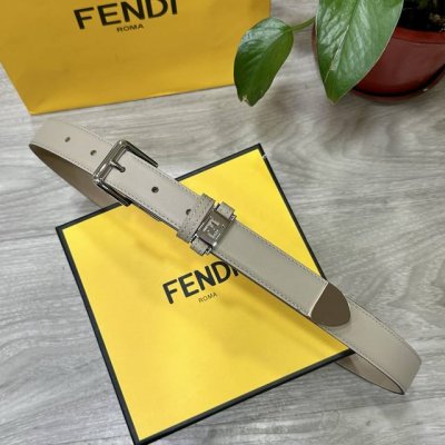 Fendl 芬迪 女士腰带 宽25Mm，原单进口小牛皮，搭配原单钌钯电镀F扣，手感.油边近乎完美，原产皮料定制，质感无可挑剔，出众的细节，高清实拍，货真价实，品