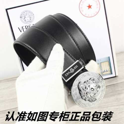 品牌：Versace.范思哲原单 型号：原单！请认准如图专柜包装等级：意大利进口百分百头层牛皮，范思哲.Versace，世界著名奢侈品品牌，美人头经典之作，进口