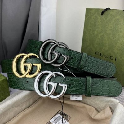 古奇，宽4.0Cm，新款 春夏系列，品牌标志性的双G标识经重新诠释后，以光彩夺目的金色调呈现在这款男士绿色鳄鱼纹腰