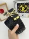品名：Lv..路易..威登原单 材质：原单牛皮腰带 百分百头层牛皮腰带保证真皮，24K纯钢扣，专柜原单品质、做工精细，时尚大牌，送人自用首选包装： 请认准如图专