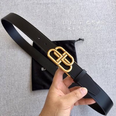 配全套包装礼盒 巴黎世家 专柜在售爆款 感谢客户反馈实拍图，顶级货 自己看细节 3.5Cm都有货 码数齐
