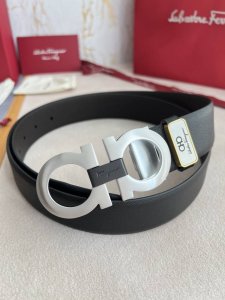 品名：菲拉格慕.Ferrgamo腰带 皮带 原单 型号：挂扣，纯铜材质经典双色拉丝挂扣，实物拍摄，头层牛皮 材料：百分百头层牛皮，保证真皮。纯铜材质，永不掉色，