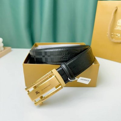 特 品牌： 巴宝莉 新款进口小牛皮，手感细腻柔软。搭配纯钢精品钢扣，男士必备！宽度：3.5Cm