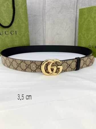 宽度3.5 Cm Gucci Marmont系列每一季都会推陈出新，为灵感源于70年代的标志性gg配件注入现代精髓。Supreme帆布印花 腰带反面采用黑色皮革 - 点击图像关闭