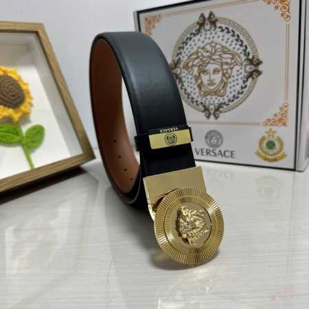 品名：Versace.范思哲 材质：原单牛皮腰带 百分百头层牛皮腰带保证真皮，24K纯钢扣，专柜原单品质、做工精细，时尚大牌，送人自用首选 包装 - 点击图像关闭