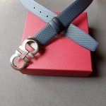 品牌:菲拉格慕 价格:特 尺寸:带宽34Mm 正品尺寸 五金材质:专柜精品扣，真空电镀，工艺精细 带身材质:天然头层牛皮.质感十足，手感柔软。时尚个性，经典百搭