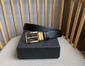 prada 普拉达 专柜同款 男士一皮双用针扣款 带身一面黑一面咖 双面十字纹小牛皮宽度:3.5Cm 搭配原版旋转针扣 手感极佳 原单品质
