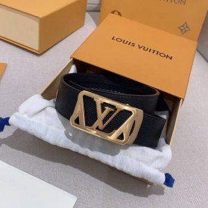 Louis Vuitton、独家Lv腰带 自动扣系列 钢五金 精致手工绘边 柔软舒适 宽3.5Cm。