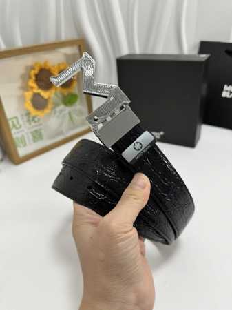 品名：万宝龙 Montblanc 材质：原单牛皮腰带 百分百头层牛皮腰带保证真皮，24K纯钢扣，专柜原单品质、做工精细，时尚大牌，送人自用首选 包装： 请认准如 - 点击图像关闭