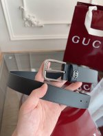 Gucci 款号 673921 Ag 1000 表面材质为进口小牛皮 反面定制硅胶皮 宽度3.5Cm 皮圈缝制立体Gg五金配饰 方形简约针扣
