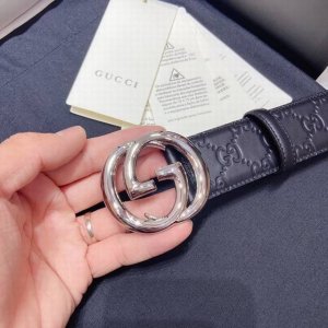 特 ：配送专柜全套礼盒进口哑面小牛皮压花原版原厂进口底皮衬里 真空电镀五金扣 38Mm正品尺寸 对版对标