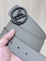 4.0当季新款 双面进口小牛皮 可双面用 搭配精品扣头 实物实拍 官网同步