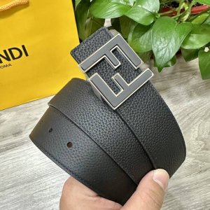 图片包装+10 Fendl 芬迪 宽38Mm双面原版小牛皮 搭配单钌钯电镀扣 完美的手感.油边 出众的设计.风格 高贵奢华 时尚大方 高清实拍 货真价实 品质保