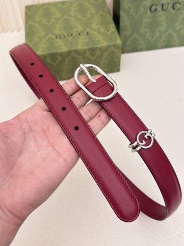 原单25Mm 带身采用双面进口平纹，专柜同款，新款专用，扣头采用精品纯铜两件针扣，正品开版。专营专柜款！G11030130