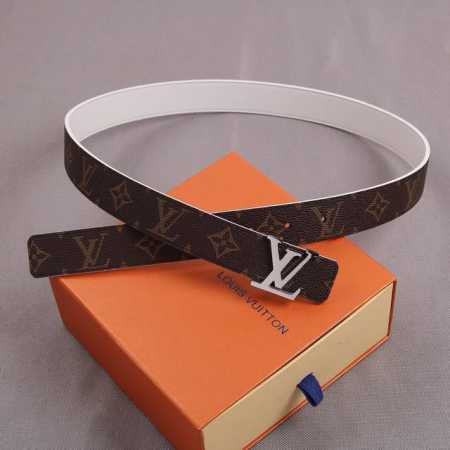 配全套包装礼盒 等级：Lv 女款 原单专柜同步，原单不锈钢扣头，原版包装.实物拍摄，货真价实头层牛皮 材料：双面头层牛皮 编号：宽度 3.0 - 点击图像关闭