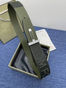 Tom 、Ford 汤姆、福特。新品双面进口小牛皮，简约商务男士腰带，4.0Cm宽