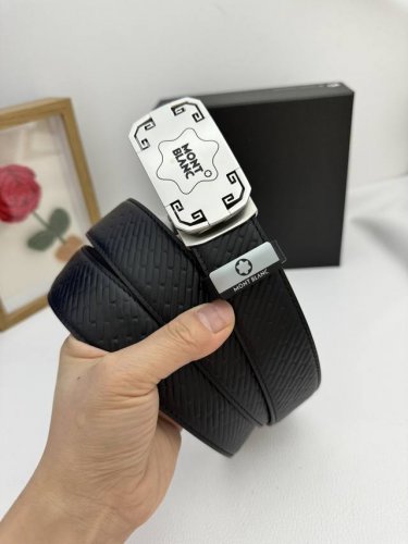 品名：万宝龙 Montblanc 自动带 材质：原单牛皮腰带 百分百头层牛皮腰带保证真皮，24K纯钢扣，专柜原单品质、做工精细，时尚大牌，送人自用首选 包装：