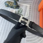 爱马仕 特种皮腰带自动带系列 ，原厂五金精品不锈钢扣，手感柔软舒适 宽3.5Cm。