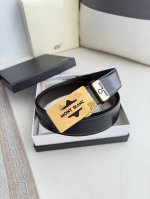品名：万宝龙.Montblanc原单 腰带 自动皮带 型号：自动带，原版新款纯钢材质自动扣，双面头层牛皮实物拍摄， 材料：百分百头层牛皮，保证真皮。专柜同等质量