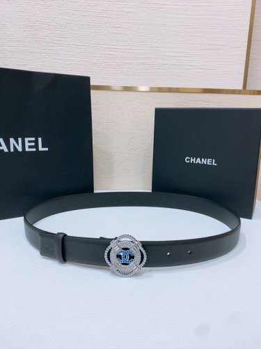 Chanel 春夏新款 小牛皮与黄铜Cc搭扣 精致细腻 光滑优雅 3.0Cm