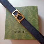 品牌:路易威登 价格:特 尺寸:带宽34Mm 正品尺寸 五金材质:专柜精品扣，真空电镀，工艺精细 带身材质:天然头层牛皮.质感十