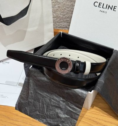 Disc 搭扣25毫米双面皮带 DDD Taurillon皮革，双面腰带，2个附赠皮革环，银色饰面，Celine Disc配领扣搭扣，可拆卸 Celine Di
