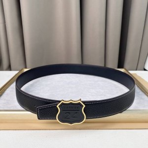 H家 原版双面佩戴 双面头层宽3.8Cm 官网同步最新金属标识,柔软舒适 适合商务低调人士