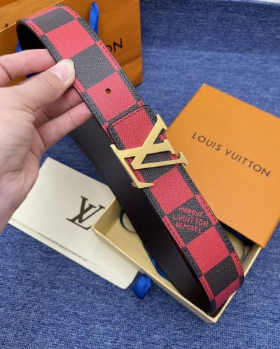 Lv.路易威登 全套包装 原版品质 代工厂货品 40Mm宽度 正品一体铸造五金钢扣，原厂皮料 双面原厂定制面料，区别市场货