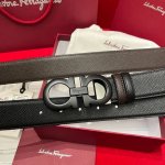 Ferragamo 菲拉格慕 雙面意大利進口原廠手掌纹 全新精雕鑽石效果搭扣 寬度35毫米 雙面雙色可用 該皮帶可調節 且能根據需要裁剪達到修身效果 顶级