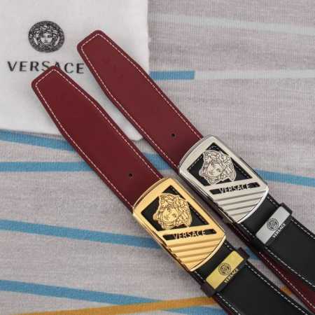 品名：Versace.范思哲 材质：原单牛皮腰带 百分百头层牛皮腰带保证真皮，24K纯钢扣，专柜原单品质、做工精细，时尚大牌，送人自用首选 包装： 请认准如图专 - 点击图像关闭