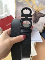 Made In Italy批 配全套包装品牌：菲拉格慕海外原单扣头材质：精品实心铜扣带身材质正面：35Mm宽度采用双面采用进口头层牛皮腰带，纯钢质五金扣头实物拍