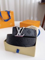 特 Lv 宽度4.0 双面进口小牛皮材质，真材实料，精细的做工，用心制作。顶级