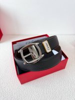品名：卡地亚 Cartier 原单 腰带 皮带 型号：针扣，原版经典针式扣头，实物拍摄，双面头层牛皮 材料：百分百头层牛皮，保证真皮。双面可用专柜同等质量，原版
