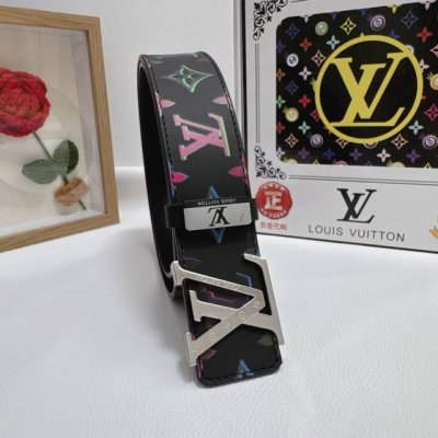 品名：Lv..路易..威登 材质：原单牛皮腰带 百分百头层牛皮腰带保证真皮，24K纯钢扣，专柜原单品质、做工精细，时尚大牌，送人自用首选 包装： 请认准如图专柜