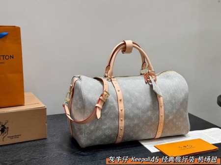 超酷中 Lv 丹宁牛仔Keepall旅行袋 Lvkeepall 出差旅行最常用的一只包 这是超酷的一只包 可以做健身包，也可做旅行袋 容量超级感人非常的实用！ - 点击图像关闭