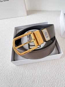 品牌：Cooper Kelvina 腰带 皮带 型号：自主大牌平替腰带，韧于形，持于心，当精钢与头层牛皮共舞，规则亦可流动成诗，时间是最好的抛光师 每一道天然痕