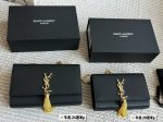 配盒 Size：20*12Cm 小 24*15Cm 大 Ysl Woc信封包 Kate 鱼子酱搭配非常有质感！ 看起来质感特别好！耐磨耐用！ 斜挎腋下