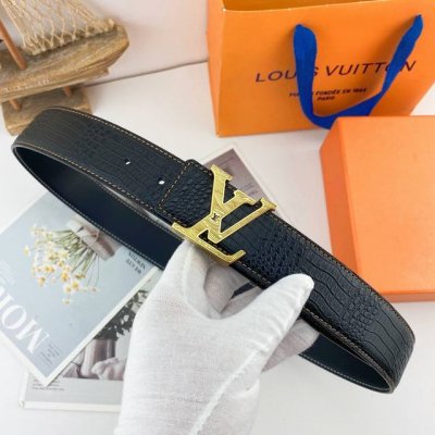 LV 特种皮腰带系列 ，原厂五金精品不锈钢扣 手感柔软舒适 宽3.8CM。