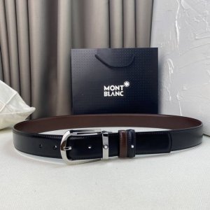 配全套包装礼盒万宝龙。 头层牛皮3.5Cm 双面均可佩戴 官网同步，纯铜金属标识。该皮带可调节，且能根据需要剪裁，达到修身效果。