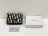 Dior 2055颜色 黑色 尺寸 13.5*9.5*3.5 Dior 专柜最新款火爆登场！采用进口牛皮，做工精致， 媲美专柜！多功能小钱包，内隔丰富，超级实用