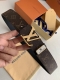 品名： Lv..路易..威登原单 型号：挂扣，图片实物拍摄 材料：头层牛皮，挂扣系列，纯钢质扣头，钯镀电镀工艺永不掉色。咖老花皮底，专柜同等质量， 送人自用首选