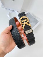 品牌：Cooper Kelvina 腰带 皮带 型号：自主大牌平替腰带，韧于形，持于心，当精钢与头层牛皮共舞，规则亦可流动成诗，时间是最好的抛光师 每一道天然痕