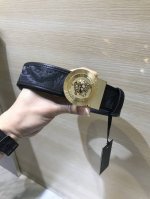 范思哲～专柜同款、实拍专柜官网，支持Nfc尺寸:38Mm，原版立体人头扣 美人头，极富设计美感 ，采用原版织物面料提花配制小牛皮，清晰美观，皮质软，手感舒适，档