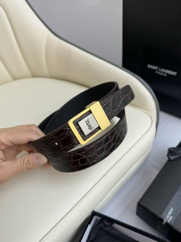 特 2024 开春秀款saint Laurent 圣罗兰女士腰带皮带 原厂真金电渡扣头，意大利原厂皮，宽3.0Cm，代购级。